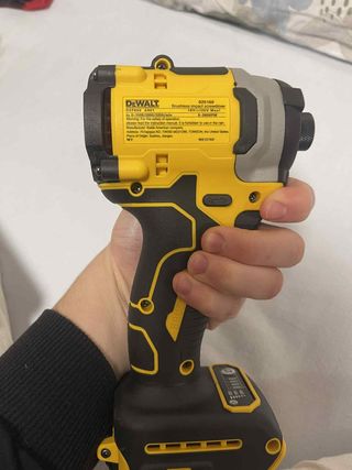 Avvitatore dewalt