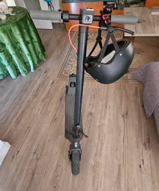 Hola Patinete Eléctrico Negro