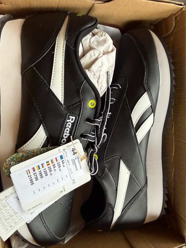 Zapatillas Reebok Cuero Negras Talla 44 Nuevas