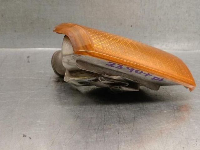 630329 piloto del izq peugeot 205 berlina 5714609