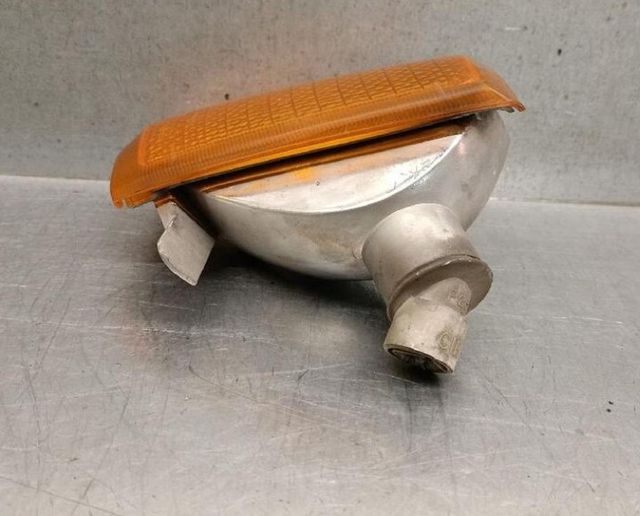 630329 piloto del izq peugeot 205 berlina 5714609