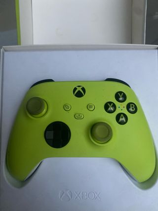 Mando Xbox Series Electric Volt (Nuevo)