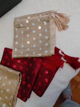 Juego 4 fundas cojín y 1 hoja cortina