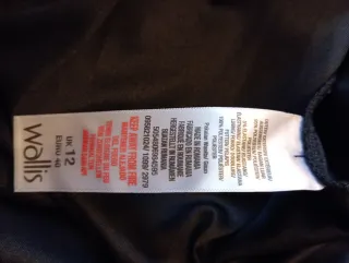 Vestido estampado floral y paisley