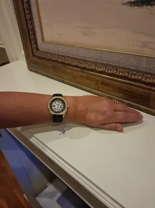 Reloj Tous Esqueleto Dorado y Negro