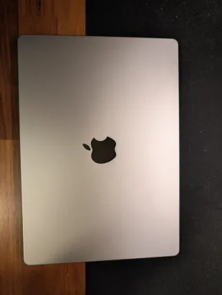 MacBook Pro 14 M2 Pro 16GB RAM 512GB SSD