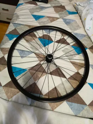 Rueda Delantera Shimano Carretera Negra