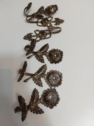 Appendiabiti per tende stile floreale