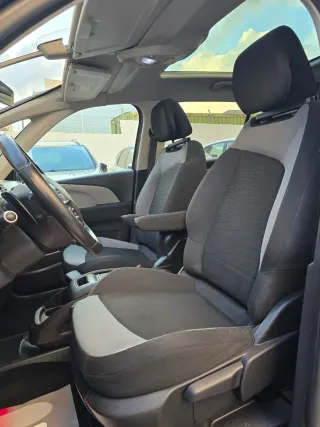 Citroen Grand C4 Picasso 2014