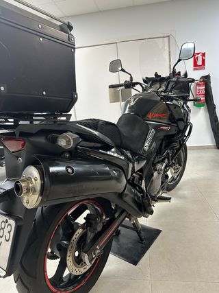 Suzuki V-Strom 650