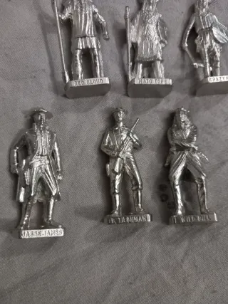 Set soldatini Kinder anni 80-90 metallo