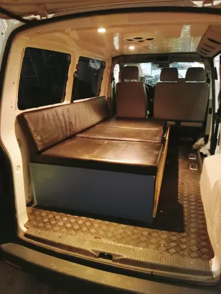 Volkswagen Transporter T5 2009