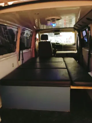 Volkswagen Transporter T5 2009