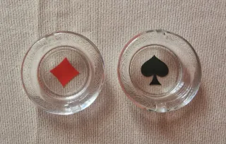 Coppia Portacenere Vetro Simboli Carte