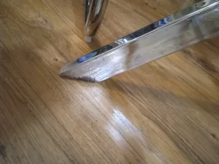 Mesa redonda cristal templado y metal