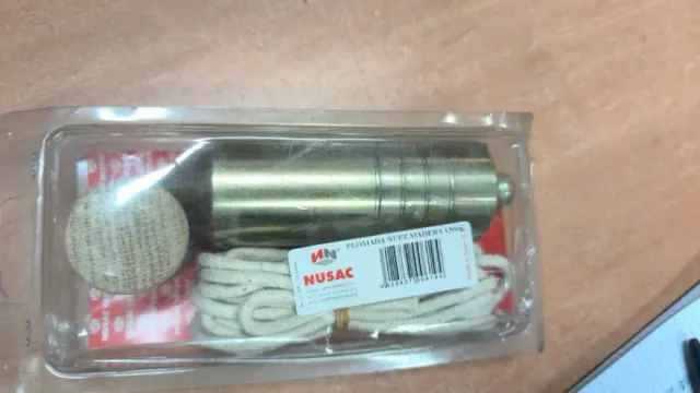 Plomada NUSAC madera 1500gr