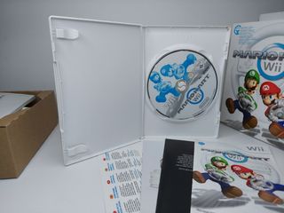 Mario Kart Wii con volante Wii Wheel Nintendo Wii