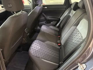 Volkswagen Taigo 1.0 TSI 110 R-Line 5p