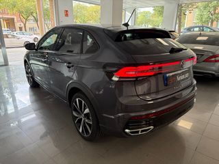 Volkswagen Taigo 1.0 TSI 110 R-Line 5p