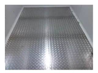 Suelo aluminio damero liquidación