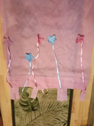 Cortinas Hello Kitty Rosas ..cada una mide 93x 1'7