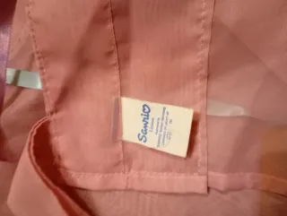 Cortinas Hello Kitty Rosas ..cada una mide 93x 1'7