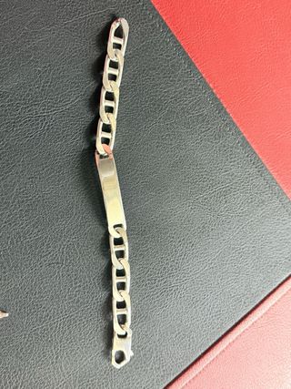 Pulsera de plata con placa nueva