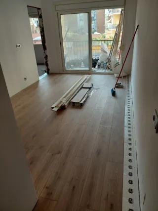 Carpintero de madera asequible