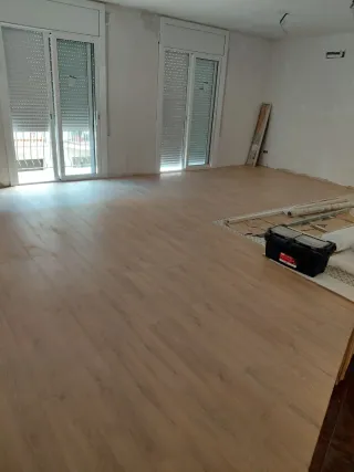 Carpintero de madera asequible