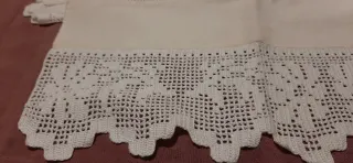 Asciugamano vintage ricamato a mano + uncinetto