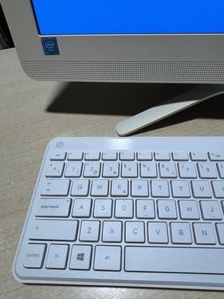HP All in One Ordenador Sobremesa Blanco