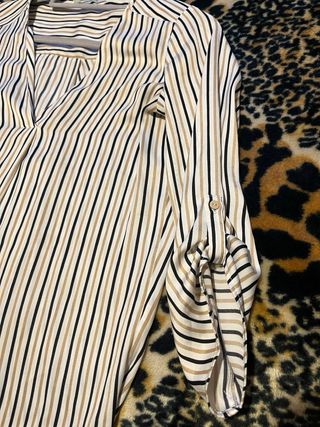 Blusa Talla M Rayas Beige y Negro