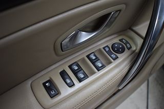 Renault Latitude 2011