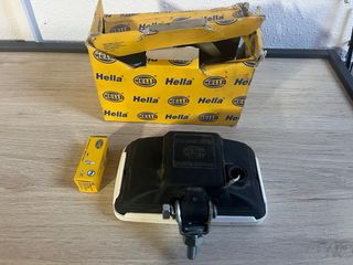 Faro Antiniebla Hella 450 con Tapa