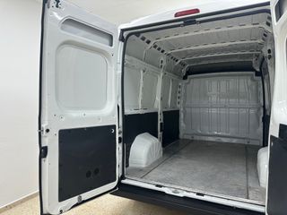 Citroen Jumper 2021 L2H2 2.2BlueHDI 140CV