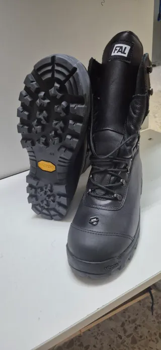 Botas FAL Goretex negras para nieve
