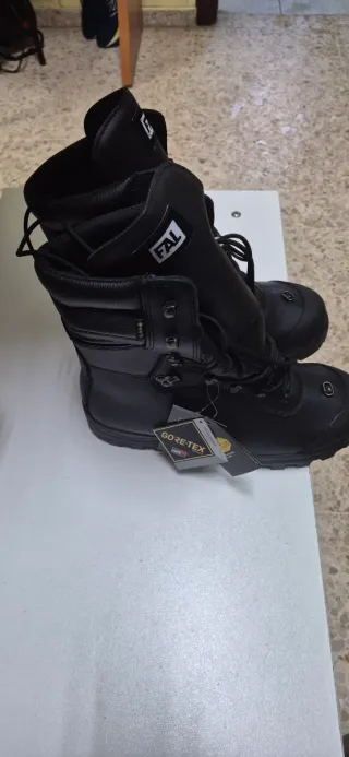 Botas FAL Goretex negras para nieve