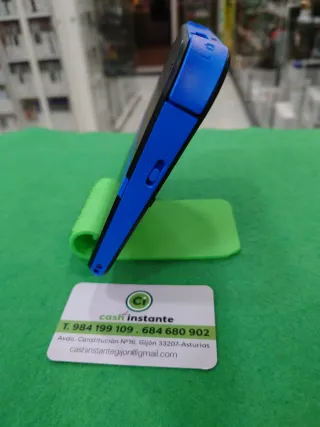 Consola Nintendo 2DS Azul y Negra