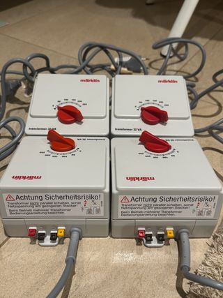4x Transformadores Märklin 32 VA