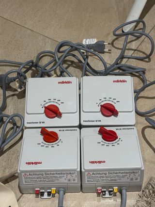 4x Transformadores Märklin 32 VA