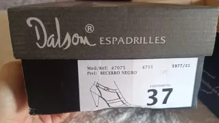 Sandalia tacón negra