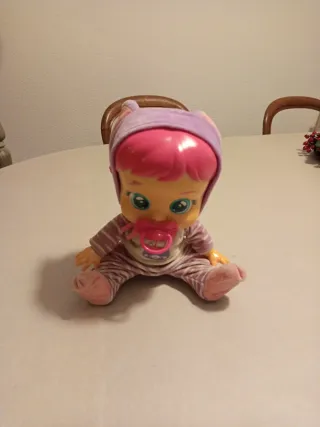 Bebé Llorón con Pijama y Chupete