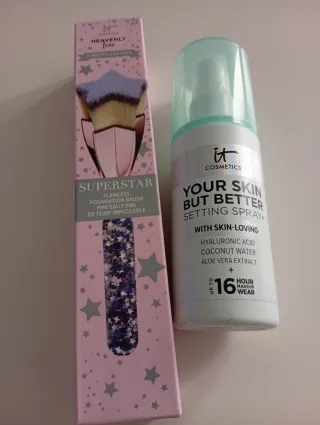 IT Cosmetics Superstar Foundation Brush & Setting