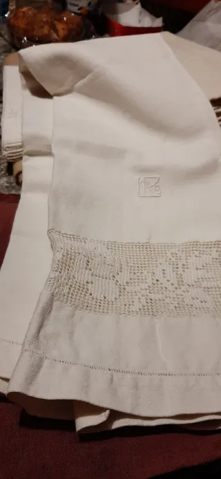 Asciugamano vintage monogramma LR + pizzo