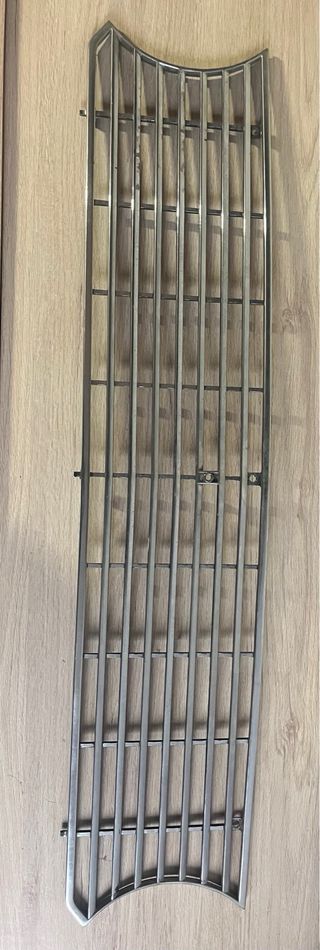 Rejilla Seat 124