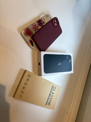 iPhone 13 + accessori