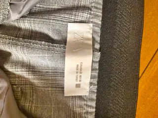 Pantaloni eleganti Zara grigi a quadri