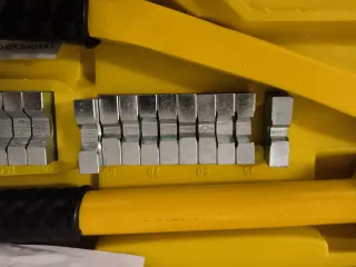 Herramienta Hidráulica YQ-30