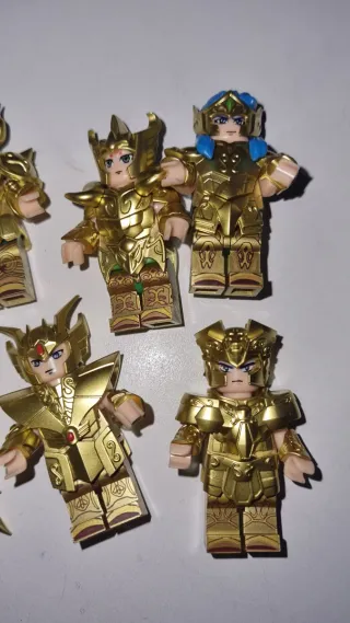 Figure Dorate Cavalieri dello Zodiaco