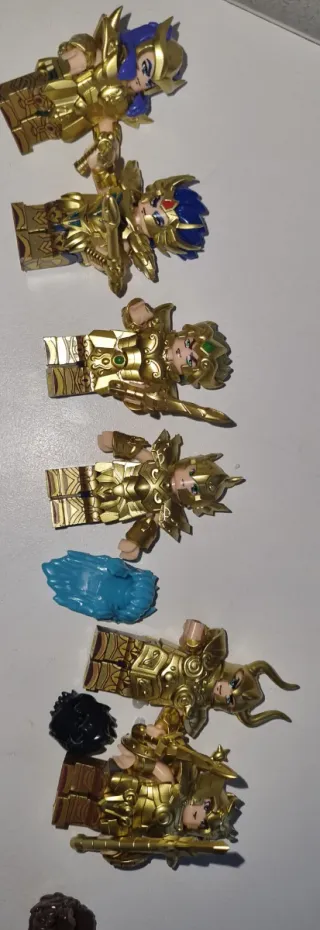 Figure Dorate Cavalieri dello Zodiaco